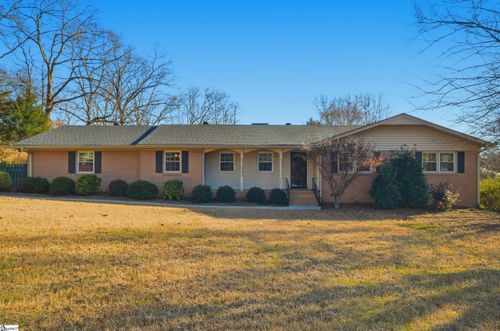 401 Dellrose Cir, Taylors, SC, 29687-3809 | Card Image