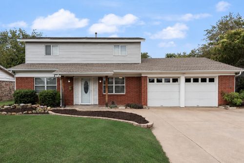 244 Palomino Dr, Saginaw, TX, 76179-2135 | Card Image