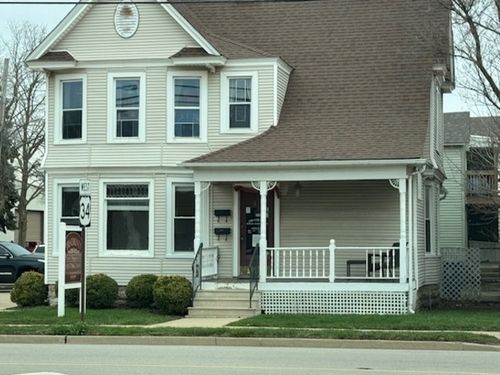 43 W Church St, Sandwich, IL, 60548-2105 | Card Image