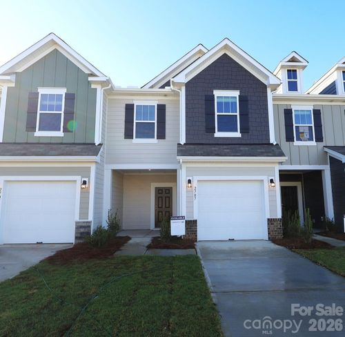 2707 Yeager Dr, Concord, NC, 28027-8996 | Card Image