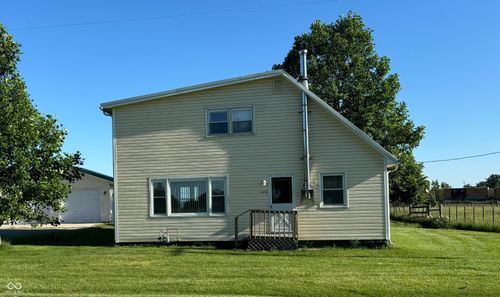 1072 W State Road 16, Monon, IN, 47959-8056 | Card Image