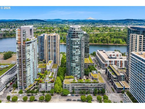 2108-3601 S River Pkwy, Portland, OR, 97239-4553 | Card Image