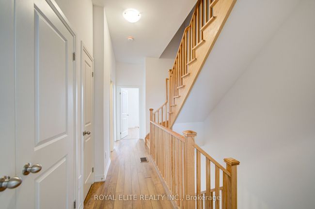 52 Alan Francis Lane, House attached with 3 bedrooms, 4 bathrooms and null parking in Markham ON | Image 22