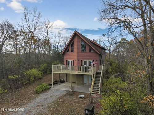 945 Cedar Springs Valley Rd, Sevierville, TN, 37876-0321 | Card Image