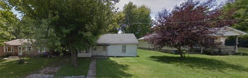 927 W Perry St, Pittsfield, IL, 62363-1041 | Card Image