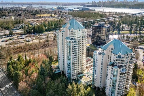12a-338 Taylor Way, West Vancouver, BC, V7T2Y1 | Card Image