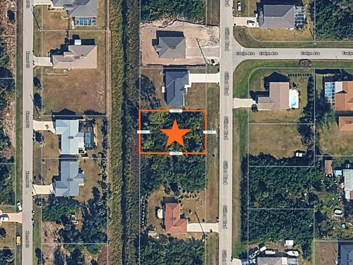 4467 Gillot Blvd, PORT CHARLOTTE, FL, 33981-1719 | Card Image