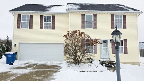 601 Mary Dr, Westville, IN, 46391-9695 | Card Image