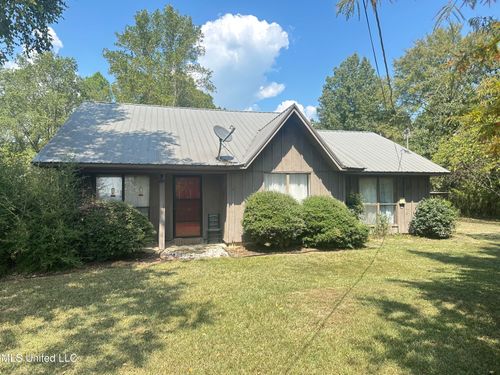 1403 Hunter Creek Rd, Charleston, MS, 38921-2526 | Card Image