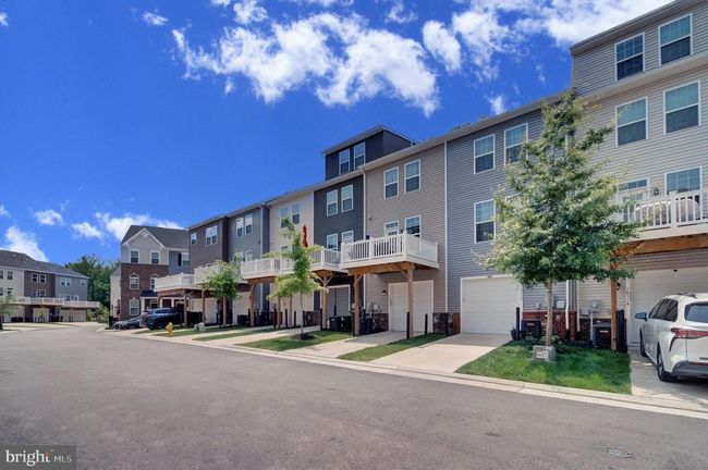 18316 Reaper Hill Ct, Townhouse with 3 bedrooms, 3 bathrooms and null parking in TRIANGLE VA | Image 53