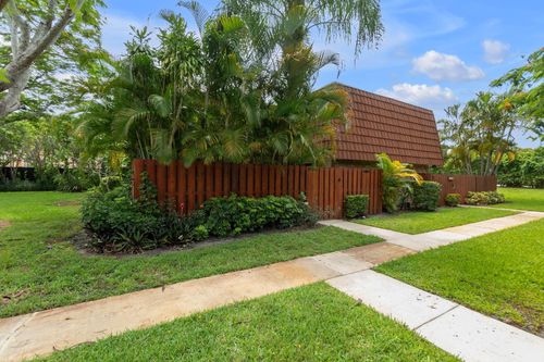 24-c-1840 San Juan Dr, Delray Beach, FL, 33445-5420 | Card Image