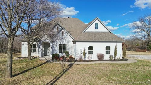 24733 W Highway 33, Sapulpa, OK, 74066-7441 | Card Image