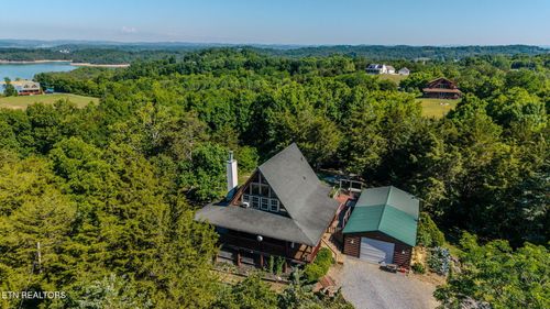 1582 Romary Rd, Dandridge, TN, 37725-7058 | Card Image