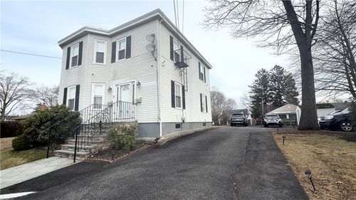 2-111 Winthrop Ave, Providence, RI, 02908-3825 | Card Image