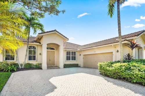 1366 Crossbill Ct, Weston, FL, 33327-2375 | Card Image