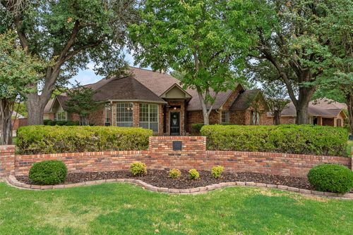 2421 E Windsor Dr, Denton, TX, 76209-6230 | Card Image