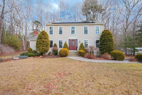 6 Daniels Rd, Mendon, MA, 01756-1336 | Card Image