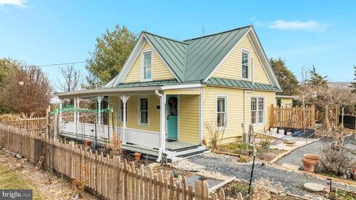 29674 Old Valley Pike, STRASBURG, VA, 22657-3316 | Card Image