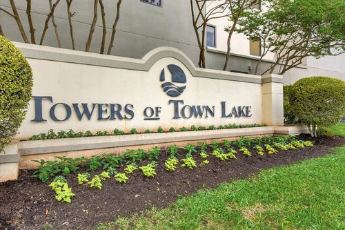 apt-3b3-40 N Interstate 35, Austin, TX, 78701-4342 | Card Image