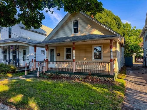 6103 W Clinton Avenue, Cleveland, OH, 44102 | Card Image