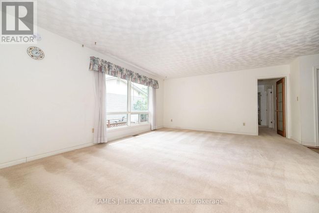 11 Banting Dr, House other with 4 bedrooms, 2 bathrooms and 5 parking in Deep River ON | Image 4