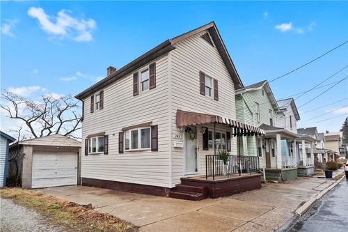 242 S Washington Ave, Greensburg, PA, 15601-2863 | Card Image