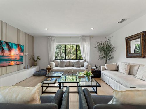 7731 Sw 18th Ter, Miami, FL, 33155-1340 | Card Image