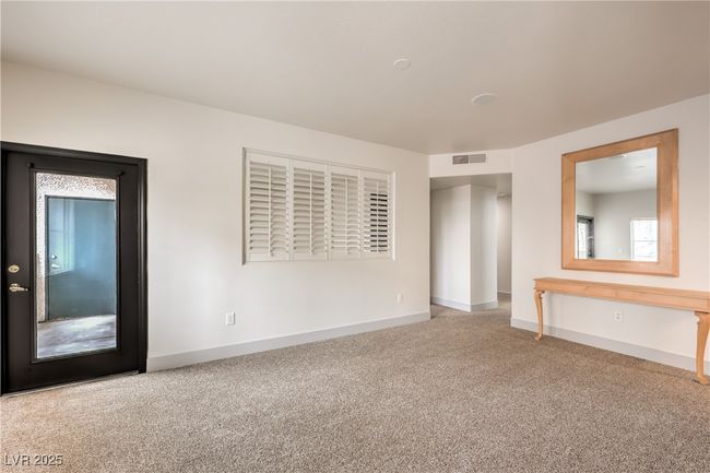 UNIT-104 - 2109 Echo Bay St, Condo with 3 bedrooms, 2 bathrooms and null parking in Las Vegas NV | Image 6