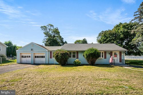 2225 Palmer Ave, Bristol, PA, 19007-4510 | Card Image