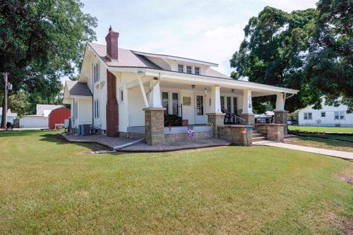 343 S Pine St, Howard, KS, 67349-9129 | Card Image