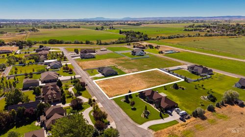 2537 E E 3769 N, Twin Falls, ID, 83301-5757 | Card Image