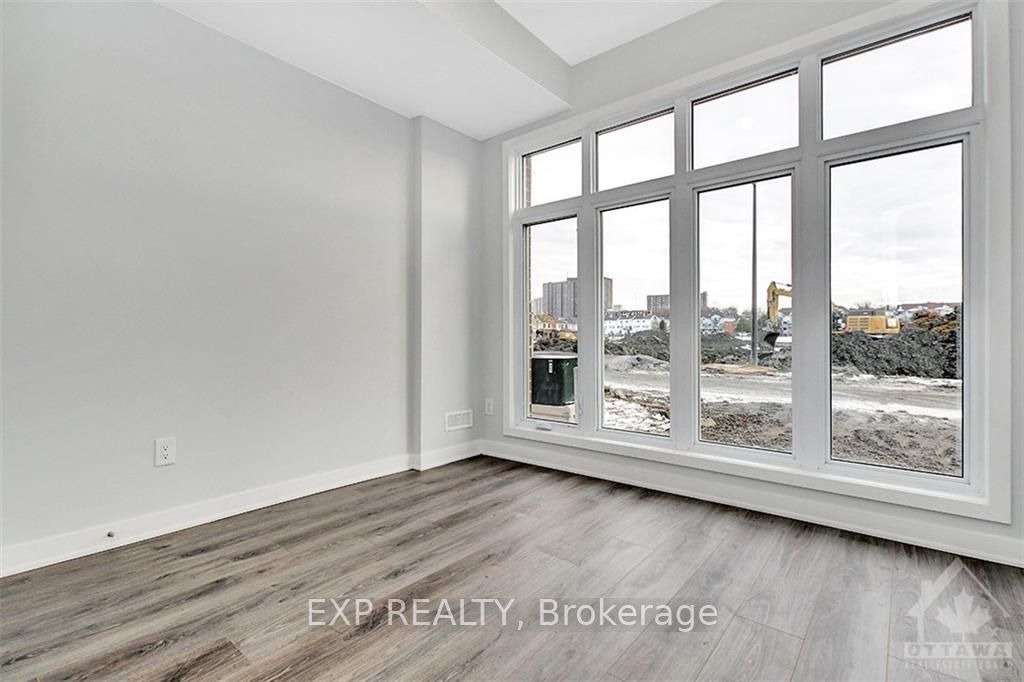 Residential Lease in Manor Park - Cardinal Glen and Area 5