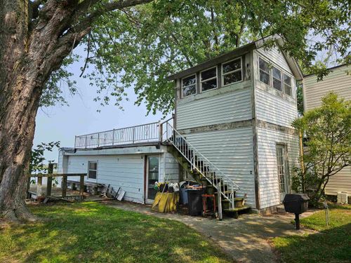 8820 Anchor Bay Dr, Clay, MI, 48001-3512 | Card Image
