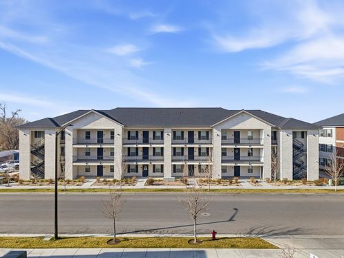 d302-618 S 100 W, Springville, UT, 84663-1999 | Card Image