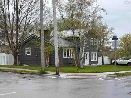 118 Macsween St, Port Hawkesbury, NS, B9A2J3 | Card Image