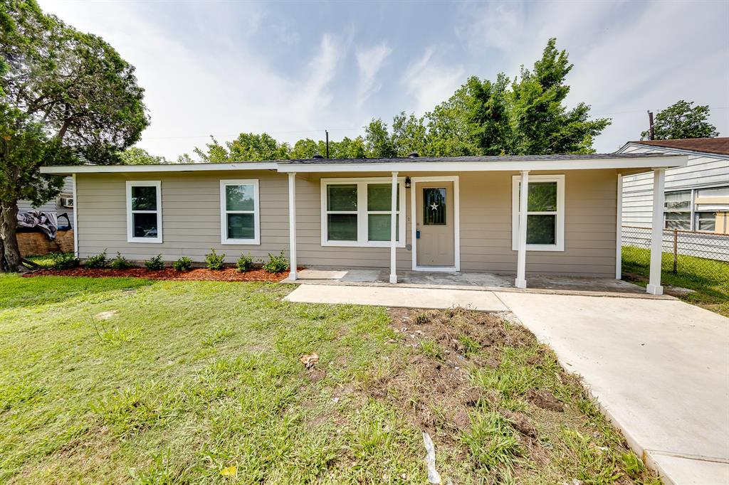 Ridgeway Dr, Houston, TX 77033
