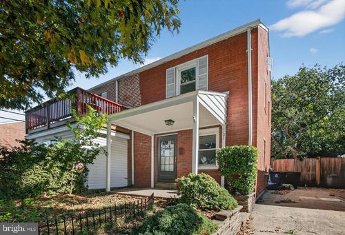 303 S Wayne St, ARLINGTON, VA, 22204-2126 | Card Image