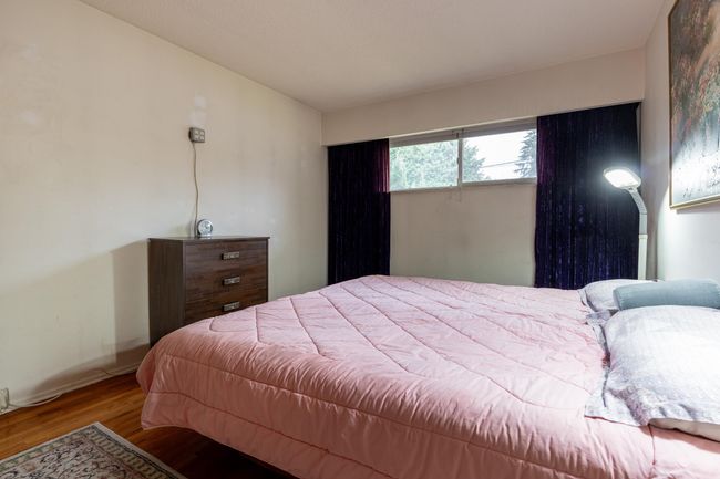 692 Blue Mountain St, House other with 3 bedrooms, 1 bathrooms and 6 parking in Coquitlam BC | Image 15