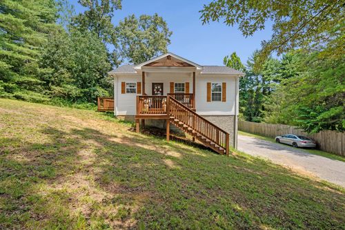 795 Lowery Ln, Mc Minnville, TN, 37110-6823 | Card Image