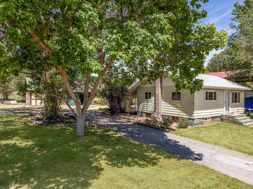 458 Price Rd, Paonia, CO, 81428-8306 | Card Image