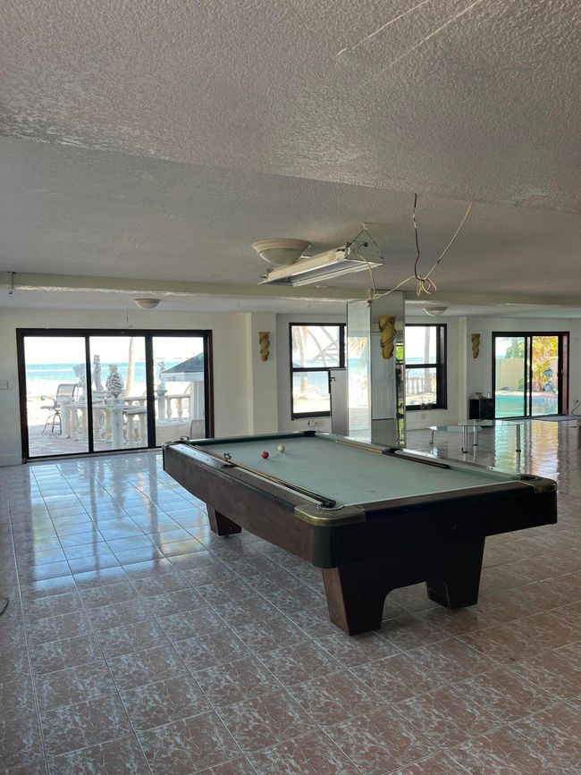 1st fl Game Room | Image 31