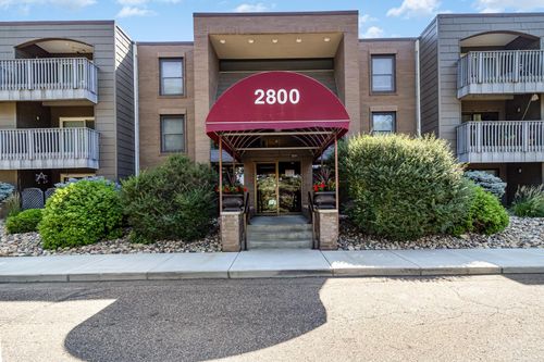 322-2800 Hamline Avenue N, Roseville, MN, 55113 | Card Image