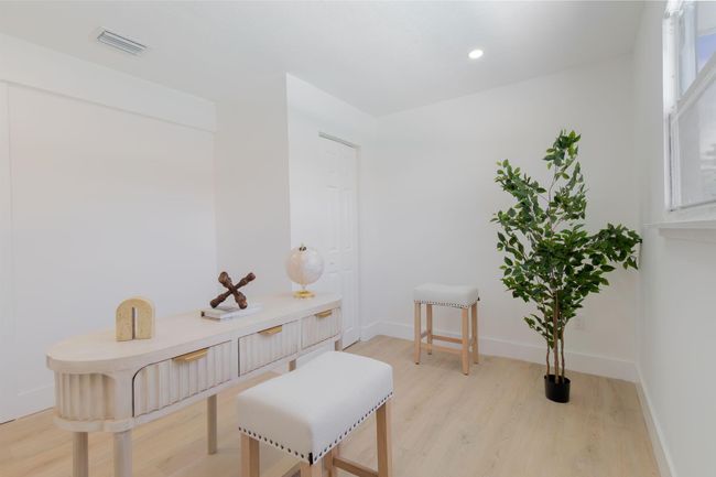739 Se 11 Th Ave, House other with 3 bedrooms, 2 bathrooms and null parking in Deerfield Beach FL | Image 15