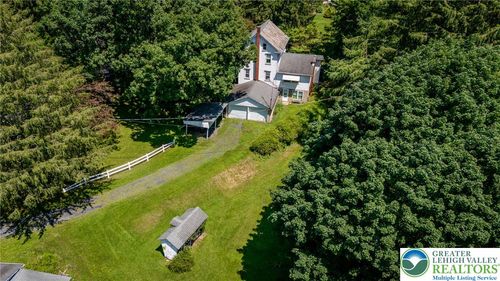 210 Snyders Rd, Palmerton, PA, 18071-6238 | Card Image