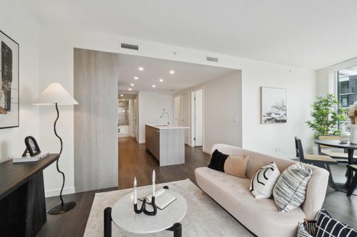 803-6633 Buswell St, Richmond, BC, V6Y0M3 | Card Image