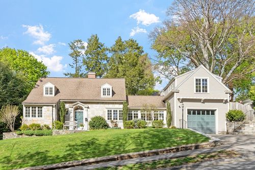 4 Stetson St, Lexington, MA, 02420 | Card Image