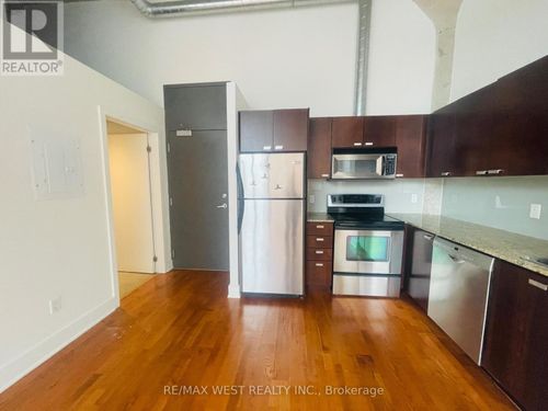 424-637 Lake Shore Blvd W, Toronto, ON, M5V3J6 | Card Image