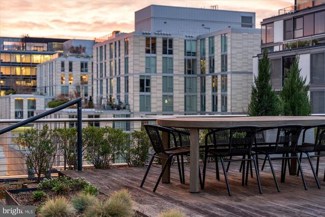 APT-810 - 925 H St Nw, Condo with 2 bedrooms, 3 bathrooms and null parking in WASHINGTON DC | Image 26
