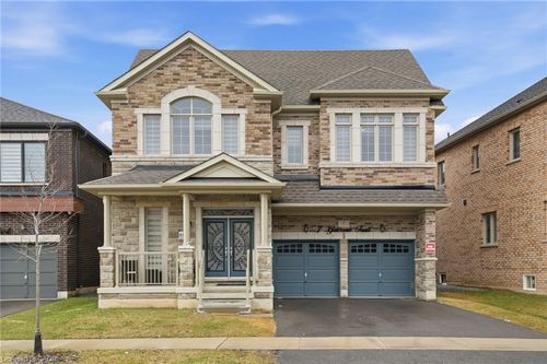 7 Grierson Trail, Waterdown, ON, L8B1Z7 | Card Image