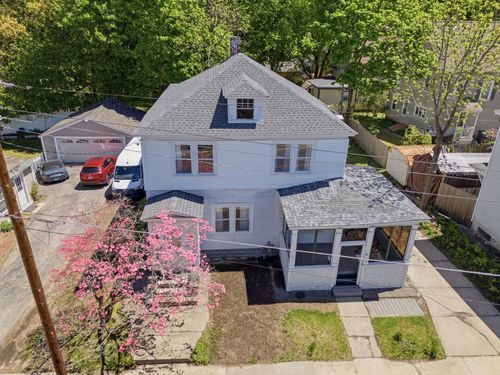18 Fifield St, Nashua, NH, 03060-5112 | Card Image